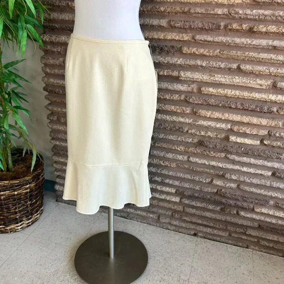 Doncaster Collection Ivory Peplum Flare Wool Blend Skirt Size 10 NWT - Picture 3 of 5